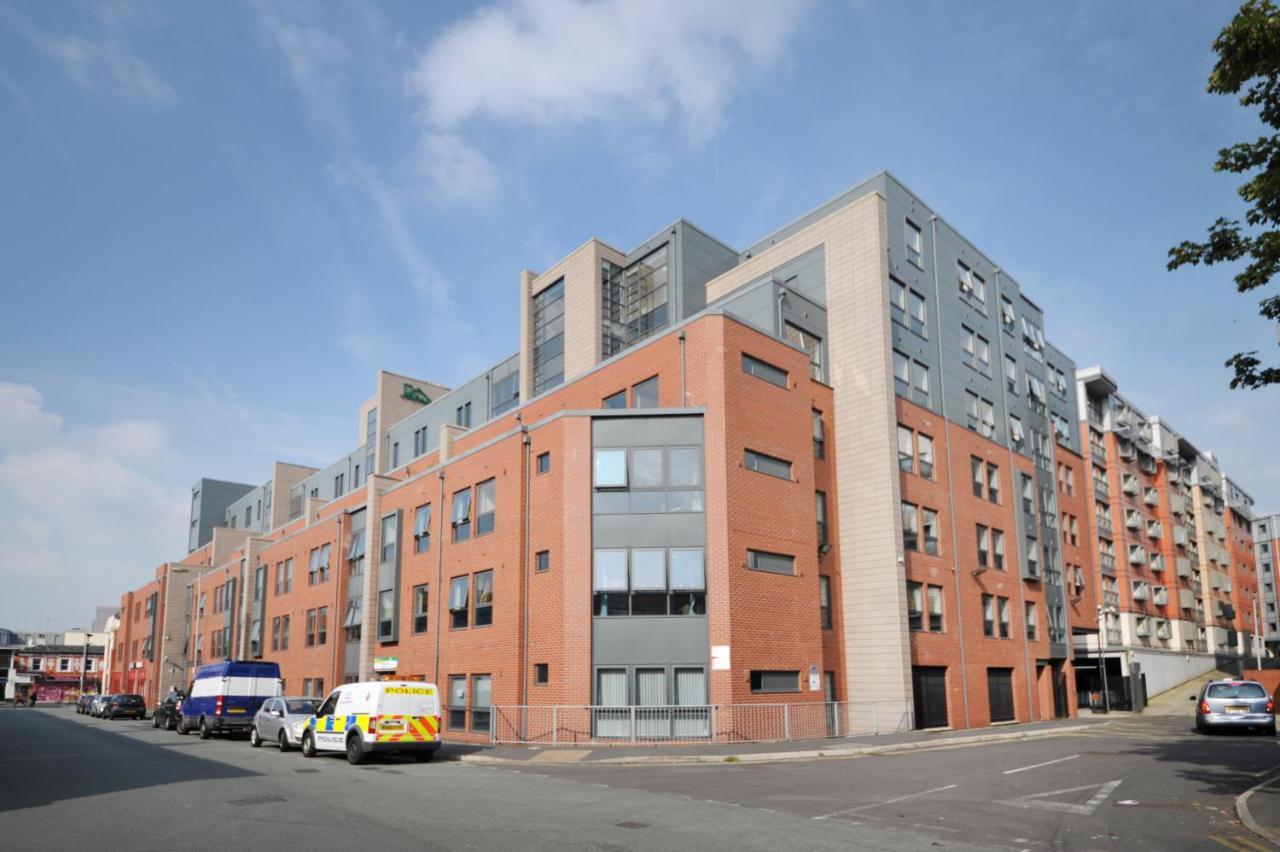 Rusholme Place Манчестър Екстериор снимка